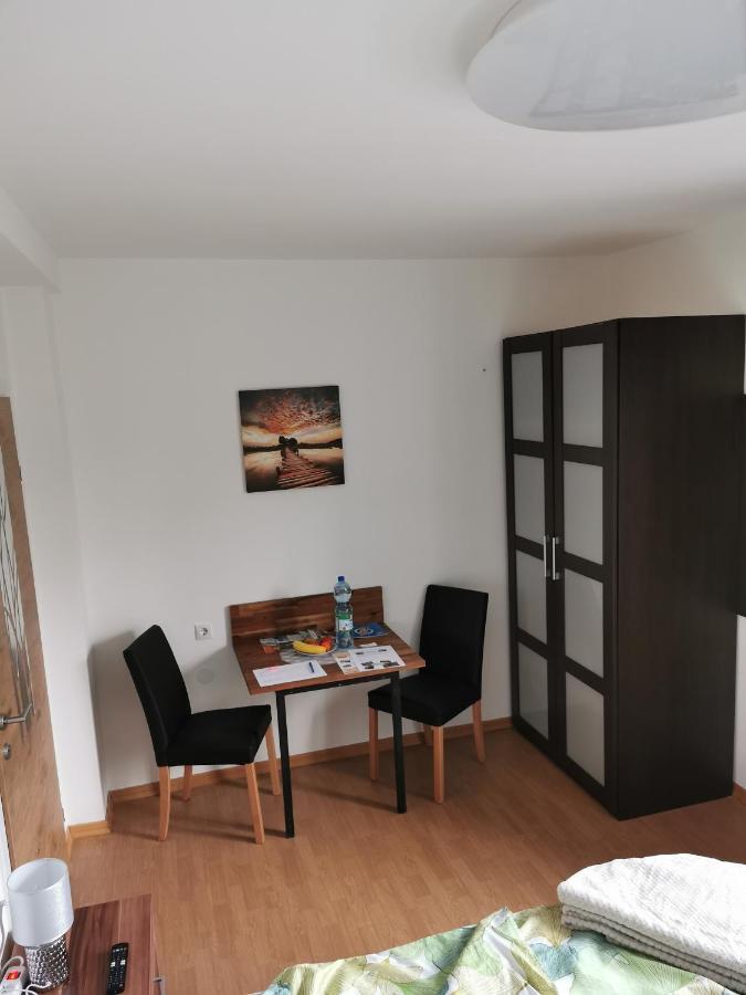 Homew4 - Tiny Apartment Hoheneich Extérieur photo